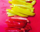 ☆パプリカで彩りキレイな鶏肉炒め☆作り方1写真