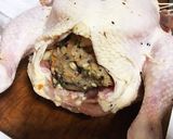 丸鶏にご飯を詰めてダッチオーブン作り方4写真
