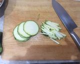 きゅうりとズッキーニのささっとサラダ作り方2写真