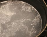 ほうれん草・豆腐のピリ辛味噌汁。作り方1写真