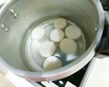 手羽先と大根、ゆで卵の甘辛煮作り方1写真