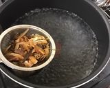 オクラとしめじのすまし汁作り方1写真