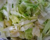 鶏むね肉とレタス きのこのコンソメスープ作り方5写真