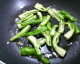 ピリ辛ちょい甘野菜炒め。作り方1写真