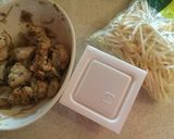 納豆と塩レモンチキンでもやし炒め作り方1写真