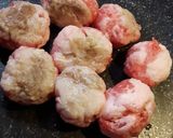ズッキーニと豚こま切れ肉団子の煮物。作り方3写真