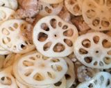 簡単な豚肉れんこんの醤油炒め作り方4写真