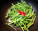 簡単！☆ 本格タイ料理 空芯菜炒め作り方4写真