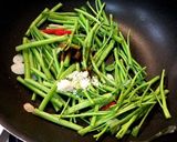 簡単！☆ 本格タイ料理 空芯菜炒め作り方5写真
