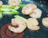 エビとアスパラの和風たらこパスタ作り方3写真