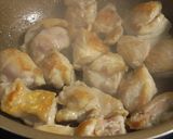 鶏モモとしめじの生クリーム煮｡+ﾟ.:♡作り方2写真