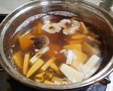 シモフリシメジと豆腐のお吸い物作り方6写真