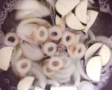 玉葱と茄子とちくわのお味噌汁♡作り方4写真