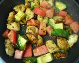夏の疲労回復に♪鶏むね肉のガリバタ炒め作り方6写真