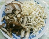 トマト缶なし!きのこ煮込みハンバーグ☆作り方2写真