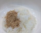 ローストキヌアと鮭フレークのおにぎり作り方1写真