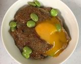 牛カルビ丼に卵黄のっけ盛り作り方2写真