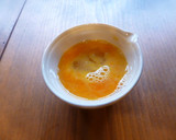 ウインナーと豆苗のキム玉炒め♪作り方2写真