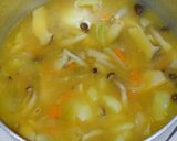 簡単♬じゃがいもと玉ねぎ きのこの味噌汁作り方7写真