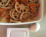 お皿いらず！納豆とレンコンの目玉焼き作り方1写真