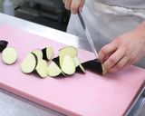 なすと鶏ミンチの餡かけ作り方1写真