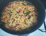 激辛麻辣インスタントラーメン作り方4写真