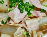 大根とベーコンのスープ煮(๑>∀<๑)♬作り方3写真