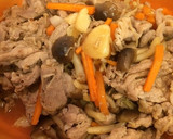 簡単☆焼肉のタレで豚小間とキノコの炒め物作り方6写真
