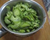 簡単!感嘆!とまーすゴーヤの茹で汁茶!作り方1写真