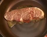 輸入ステーキ肉の玉ねぎソースがけ作り方3写真