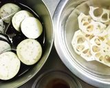 れんこんとなすのオイスー炒め作り方1写真