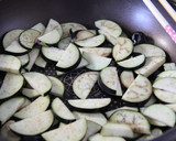 簡単うまい♪豚肉となすの味噌バター炒め作り方3写真