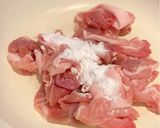 【調味料3つ】豚こまと小松菜のふわ玉炒め作り方3写真