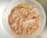 超簡単！柔らか鶏むね肉と大葉の塩麹焼き作り方3写真