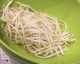 簡単節約！もやしとかいわれのさっぱり和え作り方1写真