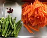 人参とサヤインゲンのゴマたっぷりきんぴら作り方1写真