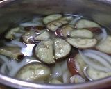 茄子と さつま芋と玉ねぎの お味噌汁作り方6写真