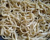 大磯屋♪鮭ときのこの味噌クリーム焼そば作り方2写真