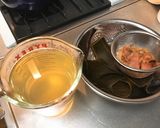 ベシブロススープで軟骨ソーキ煮付け作り方2写真