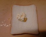 千切りキャベツと半熟目玉焼きのトースト作り方3写真