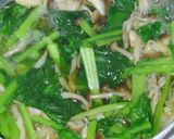簡単朝食✿小松菜ときのこと豆腐のお味噌汁作り方3写真