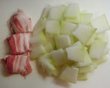 冬瓜と豚肉の炒め物作り方1写真