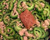 簡単・手早く ゴーヤと豚肉の梅炒め作り方5写真