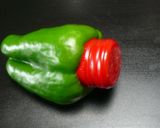 ピーマンのへたと種の取り方(丸ごと)作り方1写真