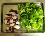 たことピーマンのスパイシー炒め　作り方1写真