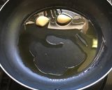 特売の鶏モモ肉をビストロの味にする‼️作り方1写真