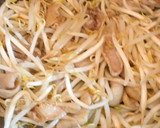 簡単な節約油不使用の鶏皮と野菜炒め作り方5写真