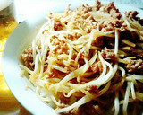 ひき肉ともやしの本だし炒め作り方4写真