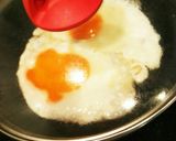 朝からガッツリ！目玉チーズマヨトースト♡作り方2写真