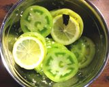 青いトマトの塩麹漬け作り方2写真